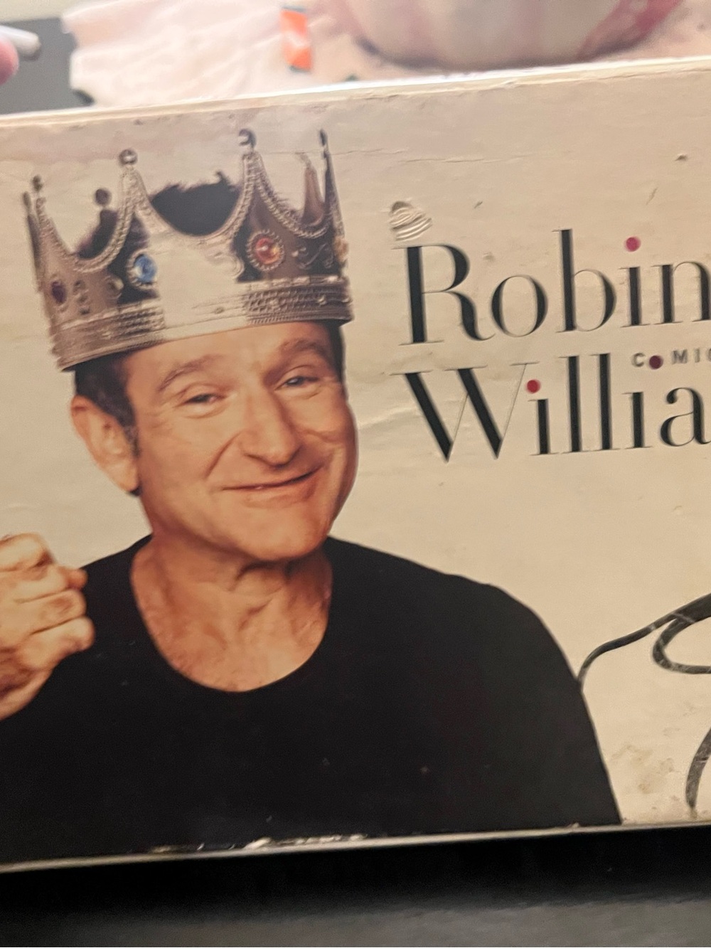 22-disc DVD Set. “Robin Williams:Comic Genius Deluxe Set” NEW IN BAD BOX SEE PIC